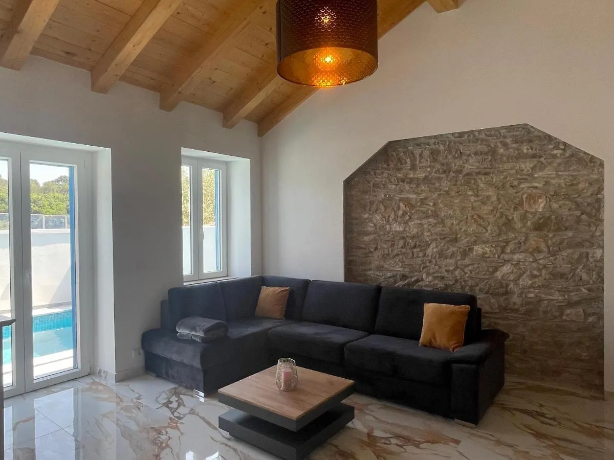 Holiday home Villa Vic&Dave Pula